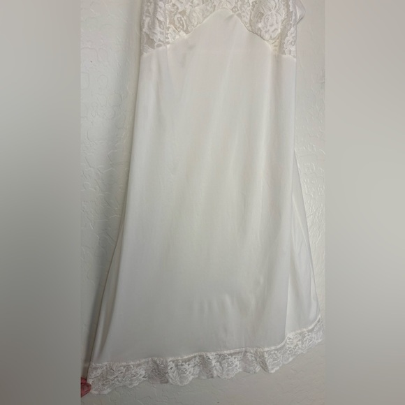 Vintage Western Maid Lace Cups Full Slip White AwSize 34/L 0414 - Picture 2 of 6